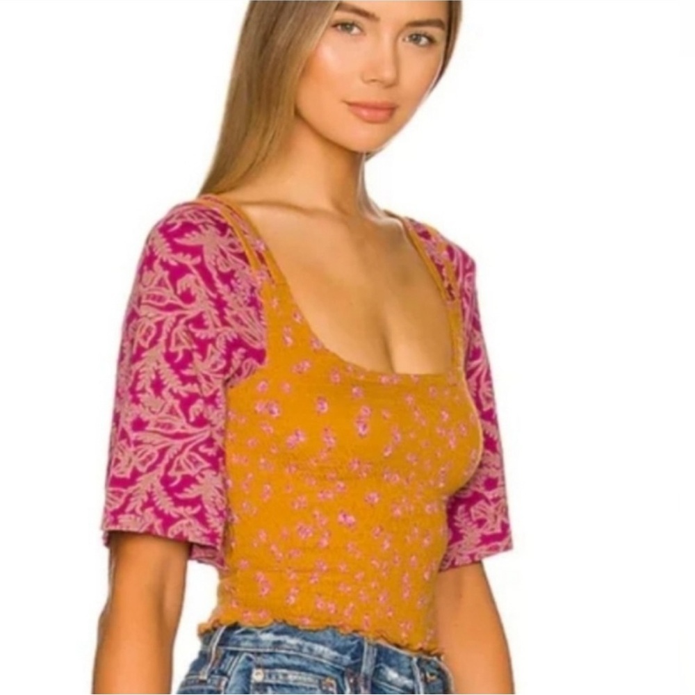 Free People Marigold Tee in Golden Combo Gold Fuchsia Smocked Crop Top S NWT!!​